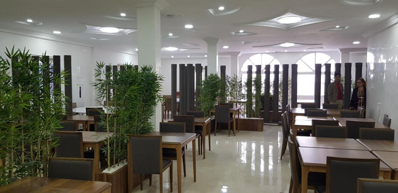 Hotel Free Zone ヌアディブ エクステリア 写真